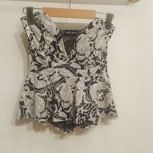 Strapless plunge top